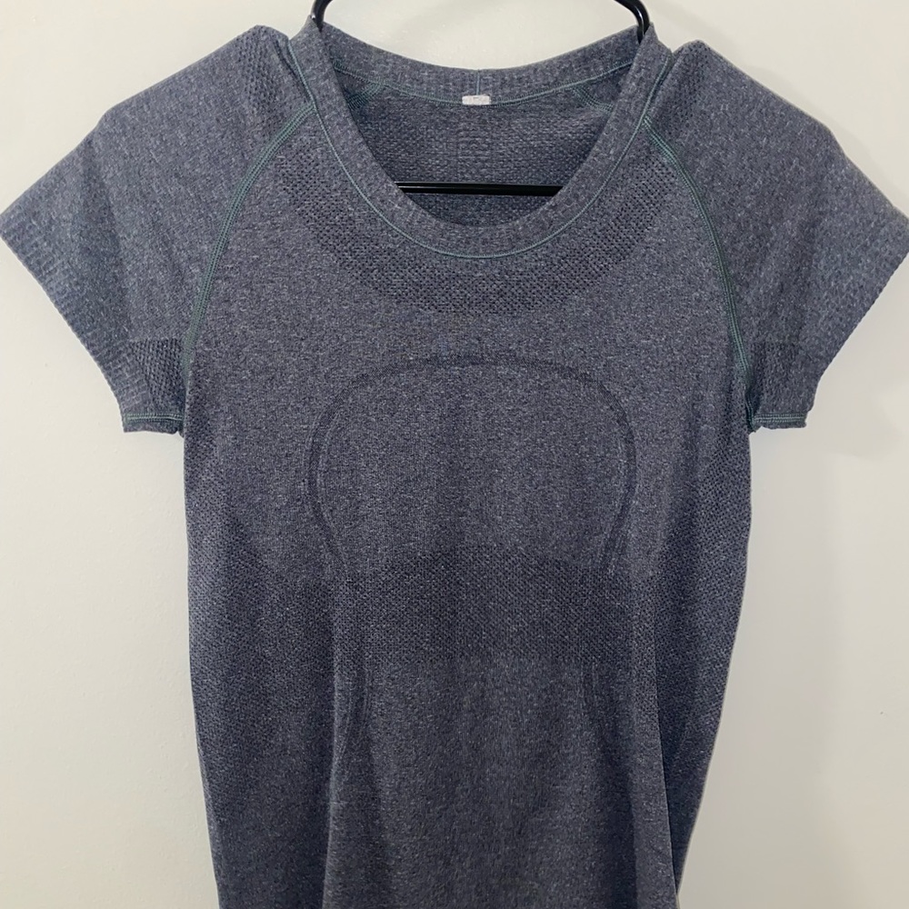 Swiftly Tech Short Sleeve Shirt
